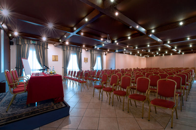 Cdh Hotel Villa Ducale Parma Exteriér fotografie
